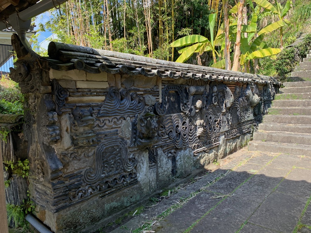 萬寿山聖福寺瓦塀