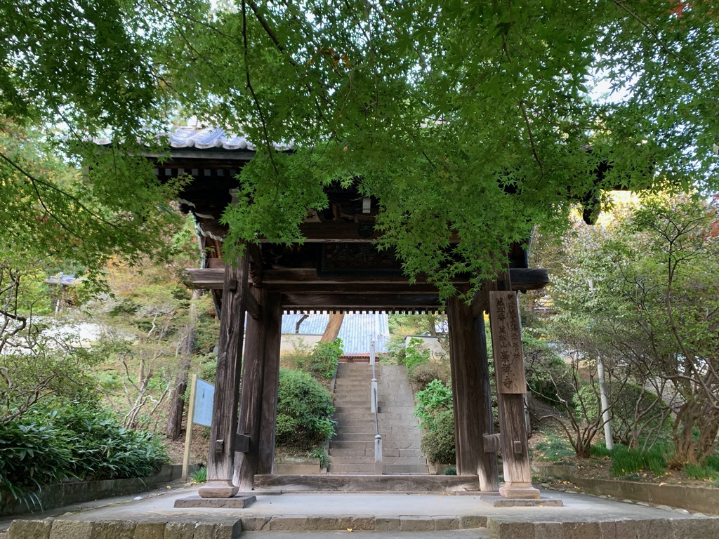 萬松山崇禅寺山門