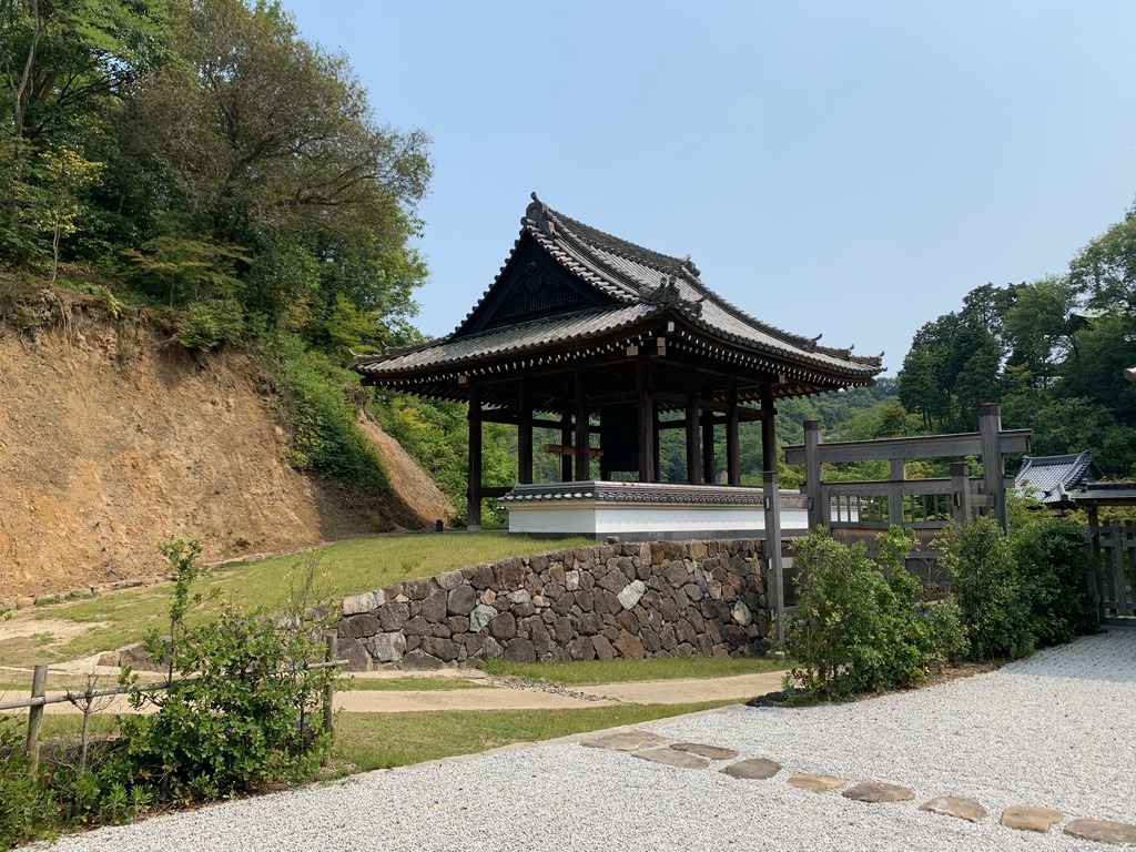 神勝寺鐘楼堂