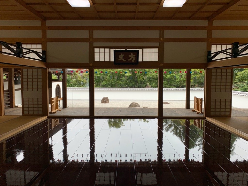 宝徳寺床もみじ
