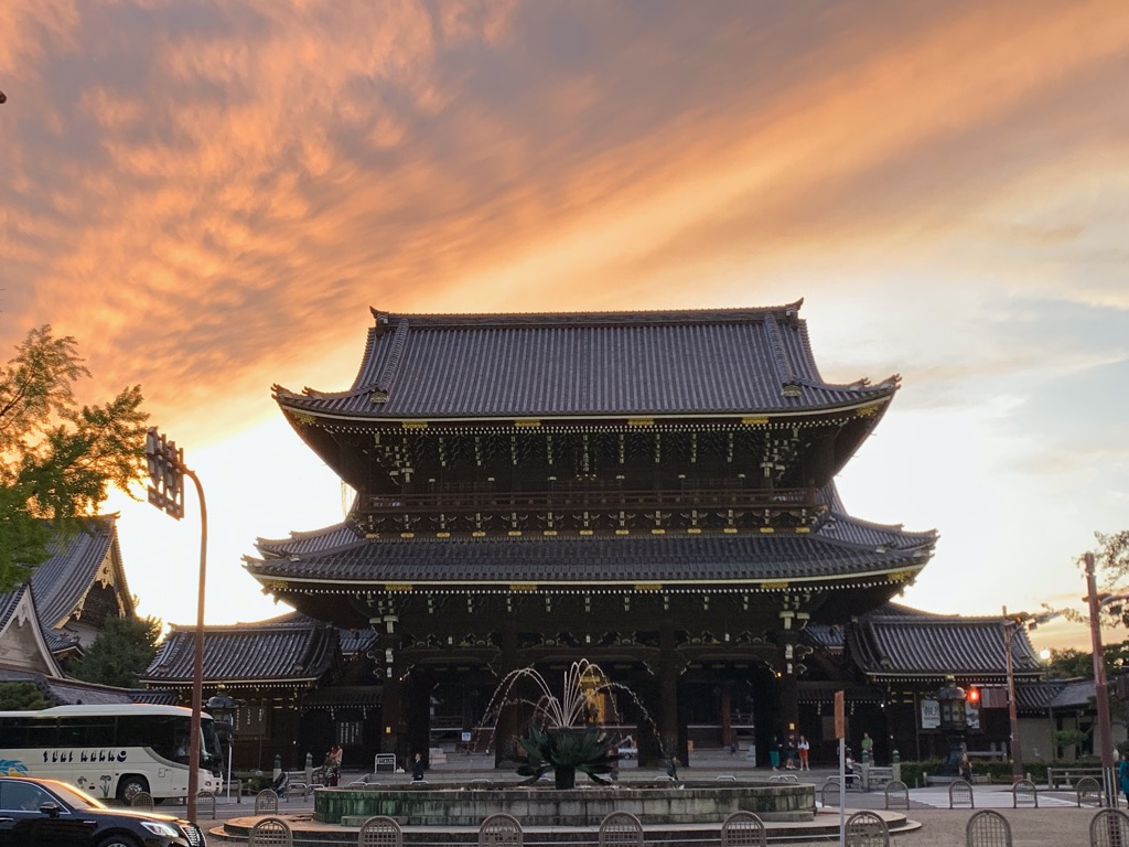 東本願寺山門