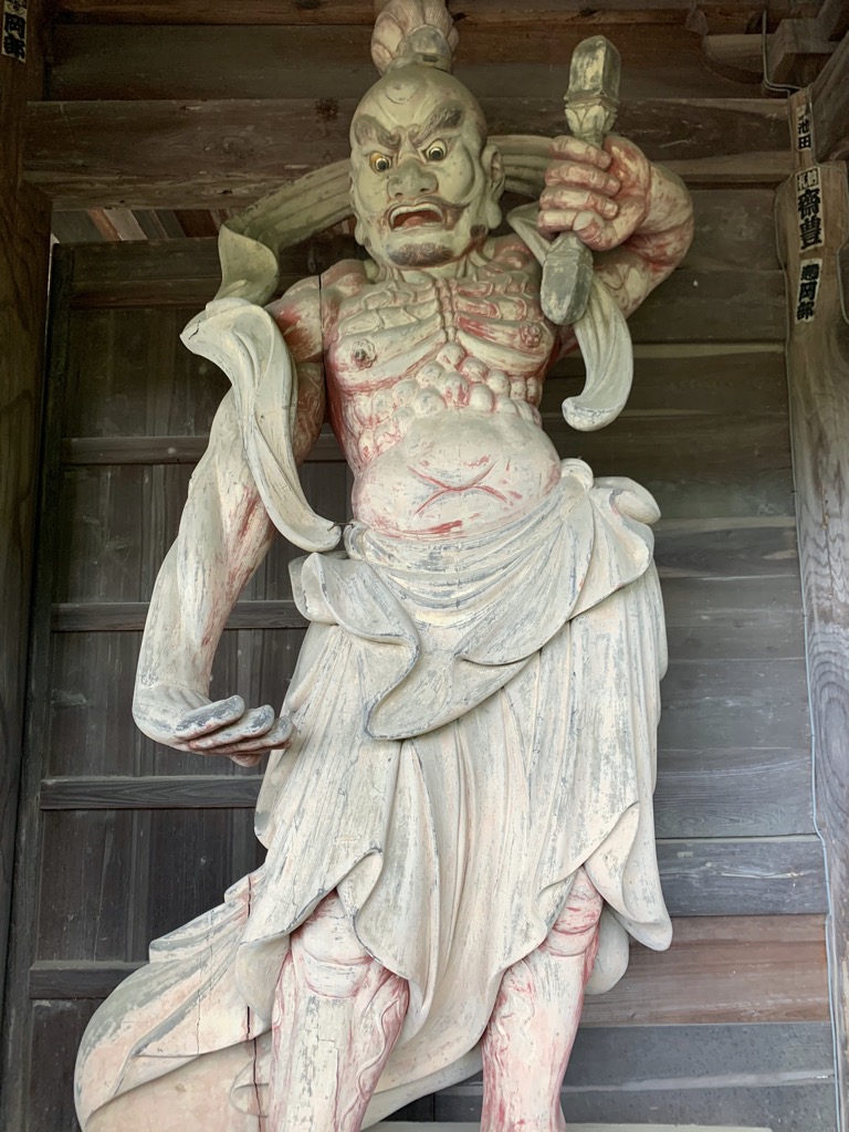 柏尾山大善寺山門阿形