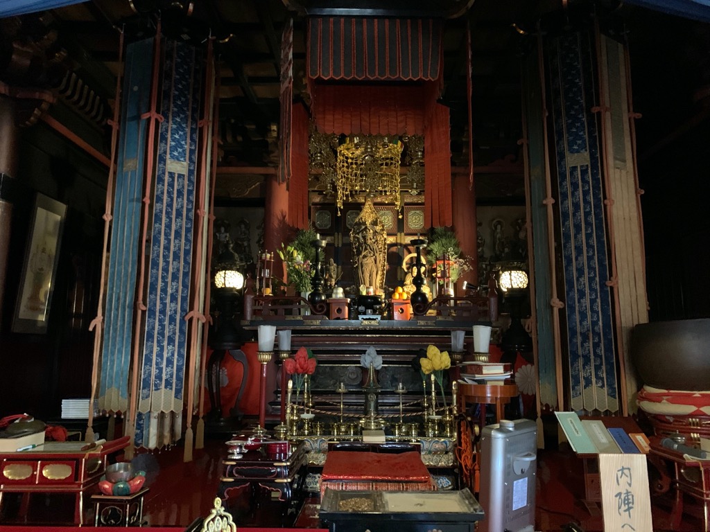 袈裟山千光寺内陣