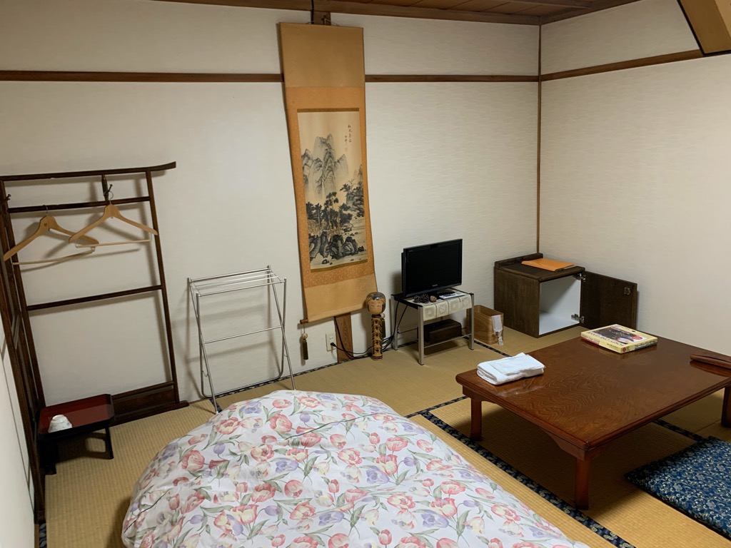 覚林坊客室