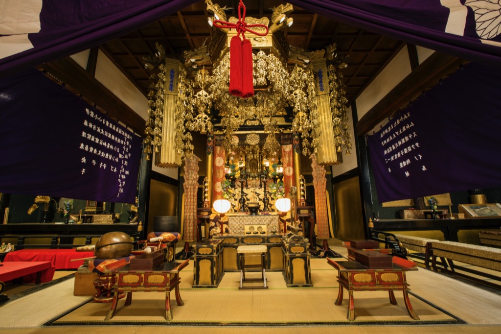 宿坊善光寺本堂